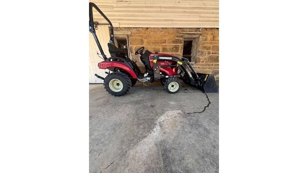 Yanmar SA223 Tracteur