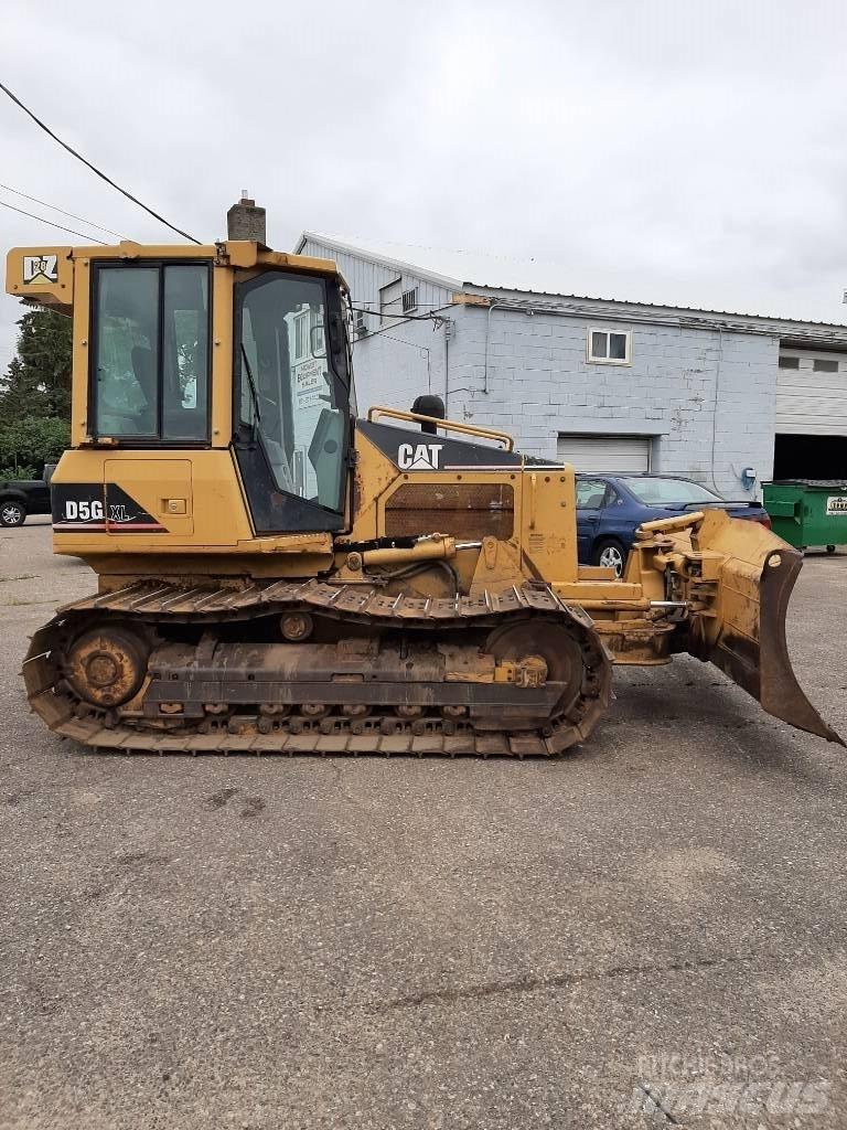 CAT D5GLGP Bouteurs sur chenilles