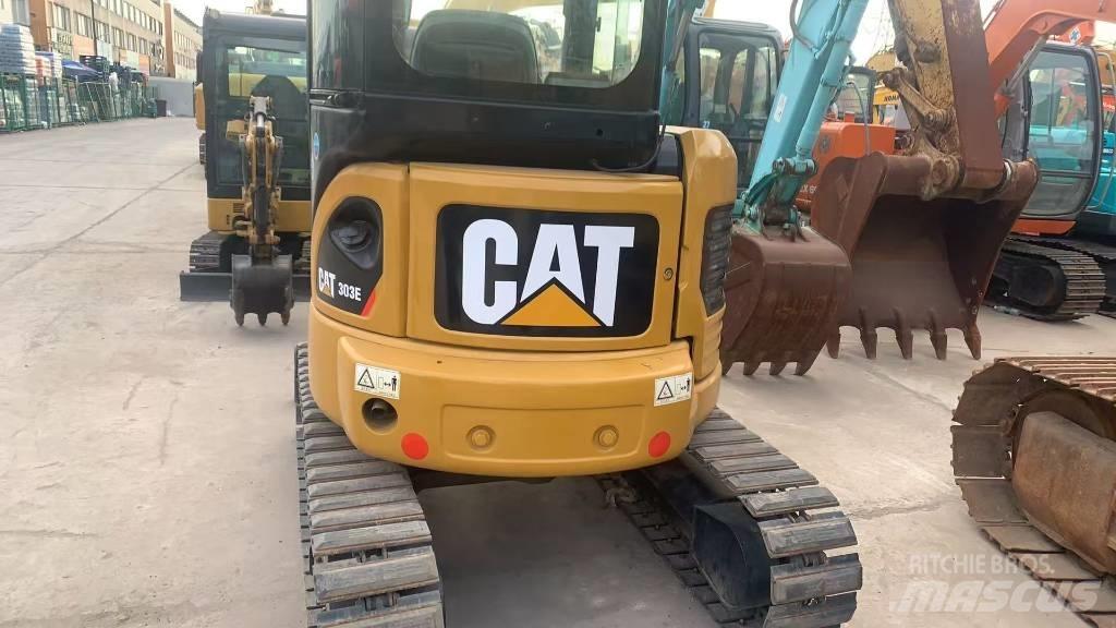 CAT 303 Pelle sur chenilles