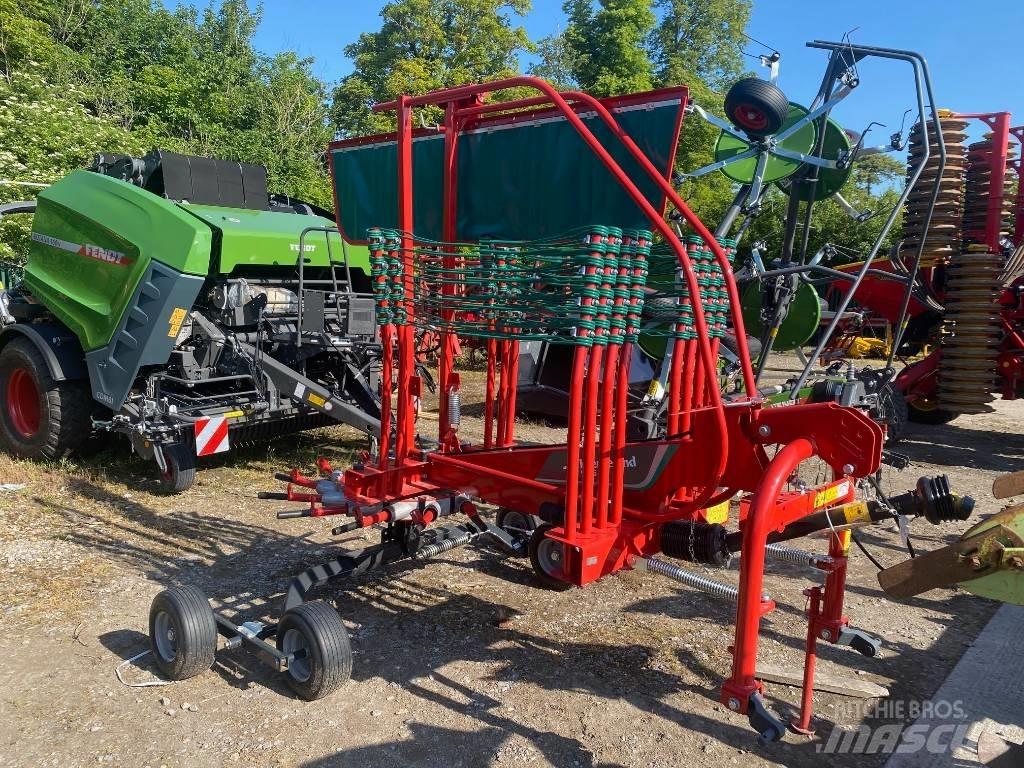 Kverneland 9546 Rateau faneur