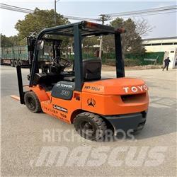 Toyota 02-7 FD F 30 Chariots diesel