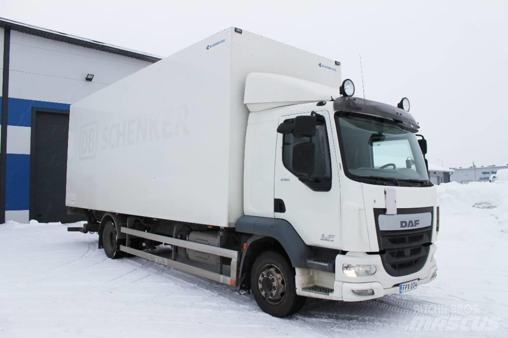 DAF LF250 FA Camion Fourgon