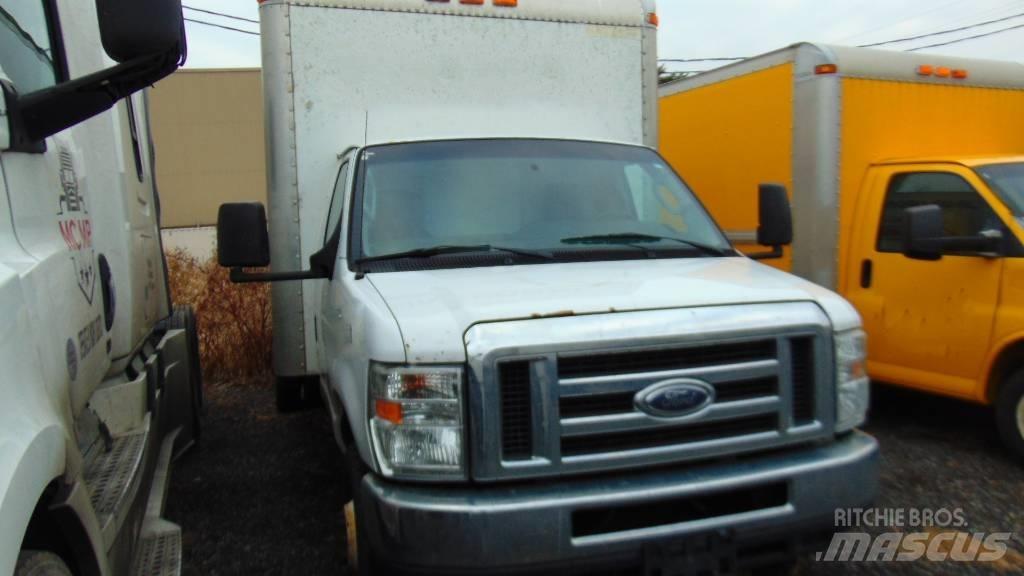 Ford E 450 Camions et véhicules municipaux