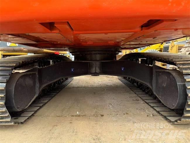 Doosan DX 225 LC Pelle sur chenilles