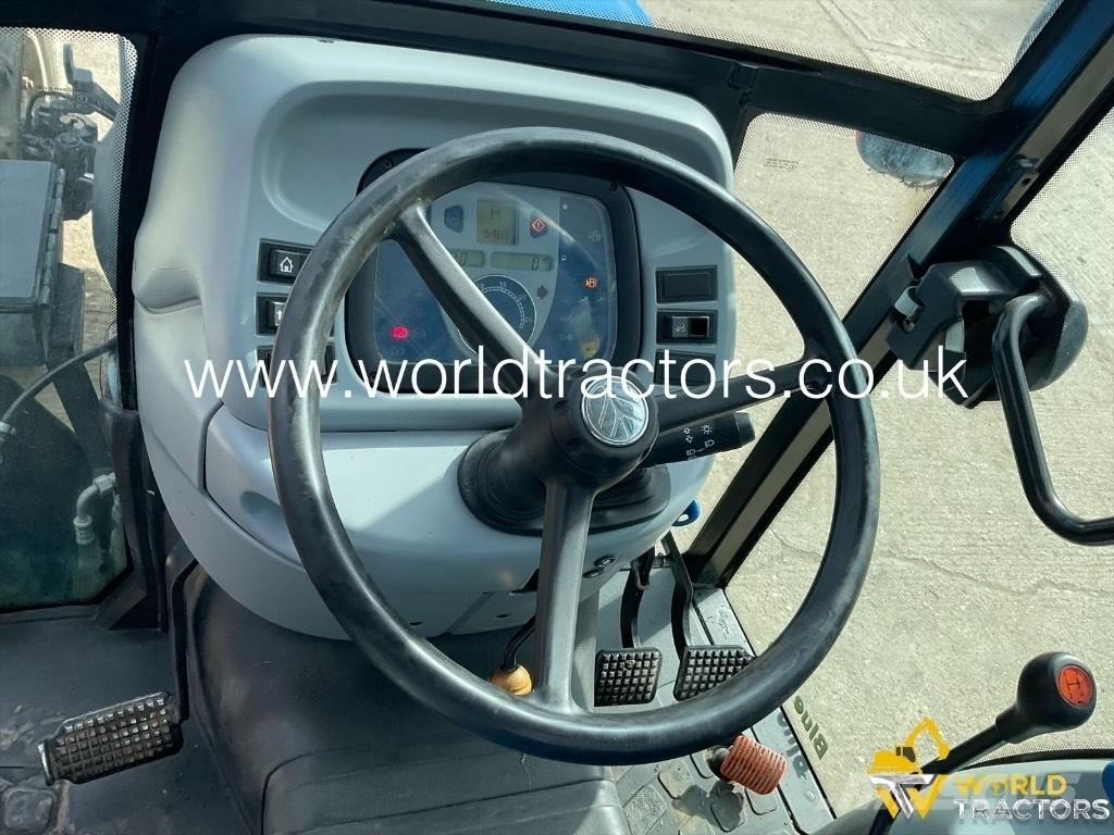 New Holland T 4050 Tracteur