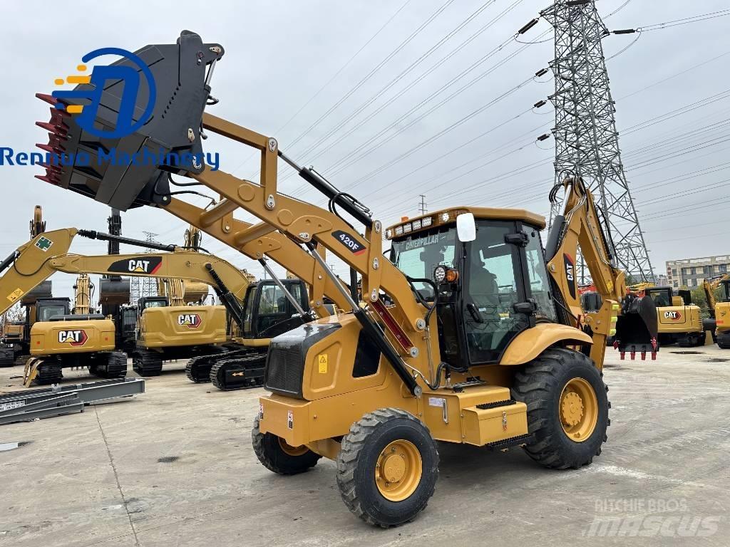 CAT 420 F Tractopelle