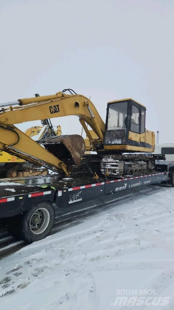 CAT E 120 B Pelle sur chenilles
