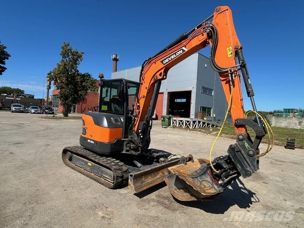 Develon DX 55 R-7 Mini pelle < 7t