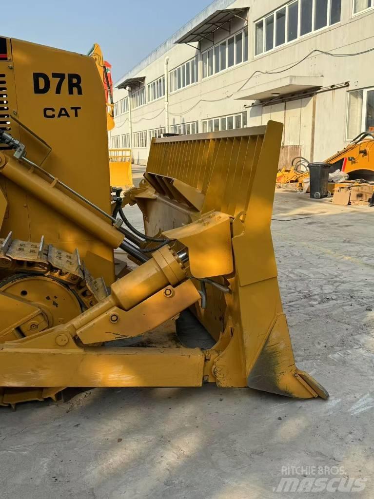 CAT D 7 R LGP Bouteurs sur chenilles