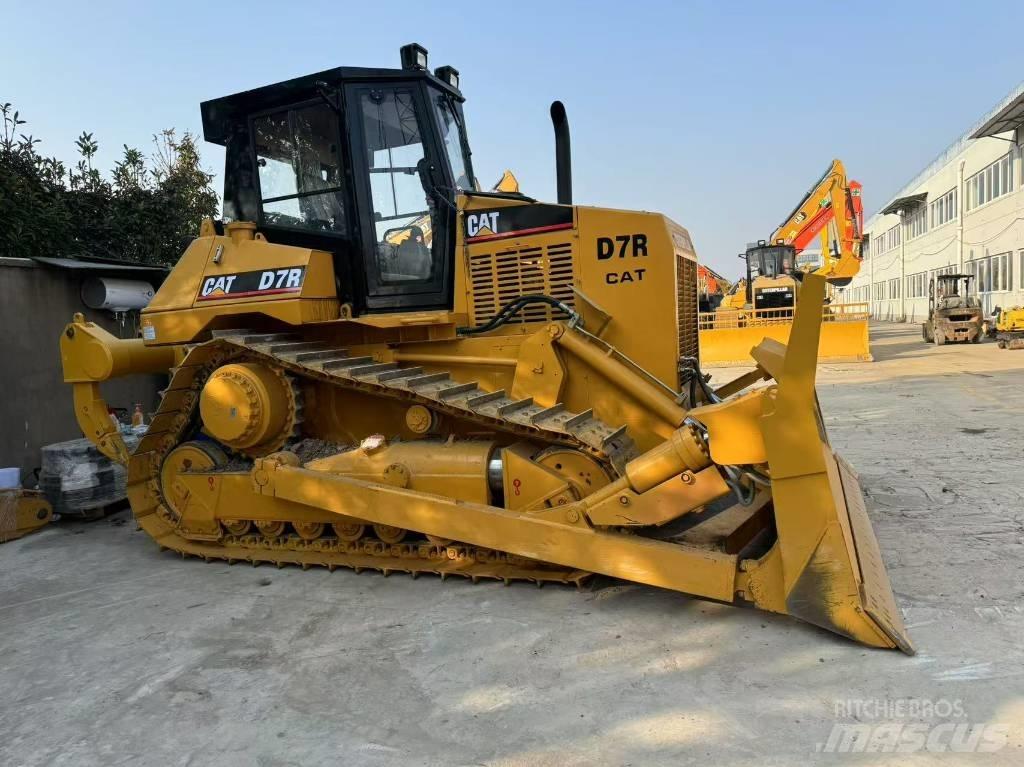 CAT D 7 R LGP Bouteurs sur chenilles