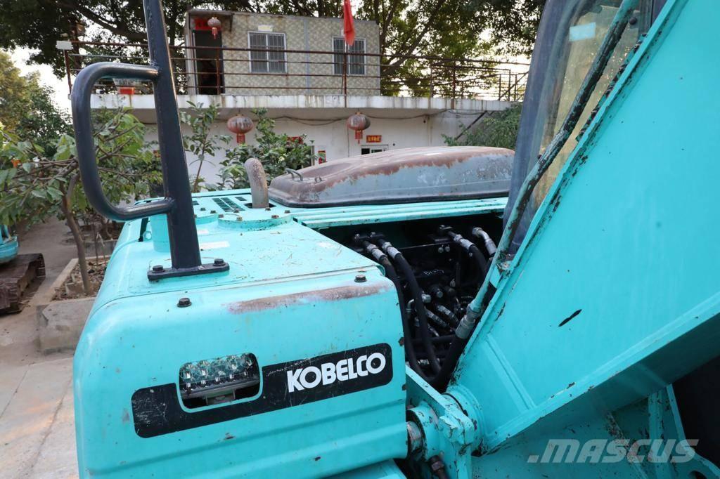 Kobelco SK 130 Pelle sur chenilles