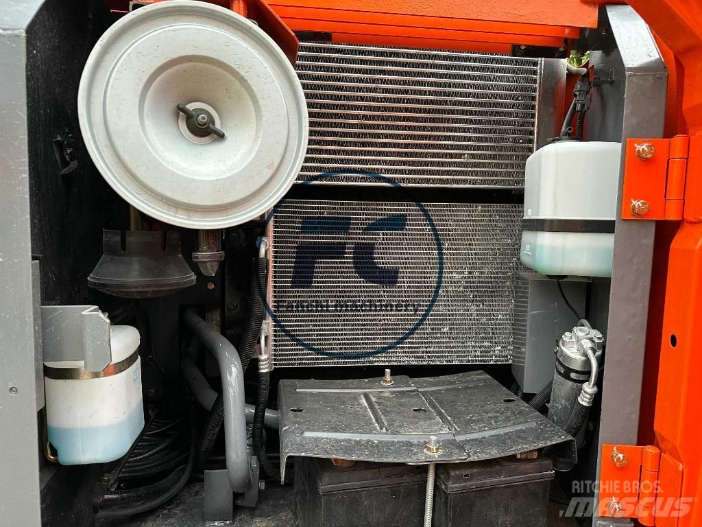 Hitachi ZX 120 Pelle sur chenilles