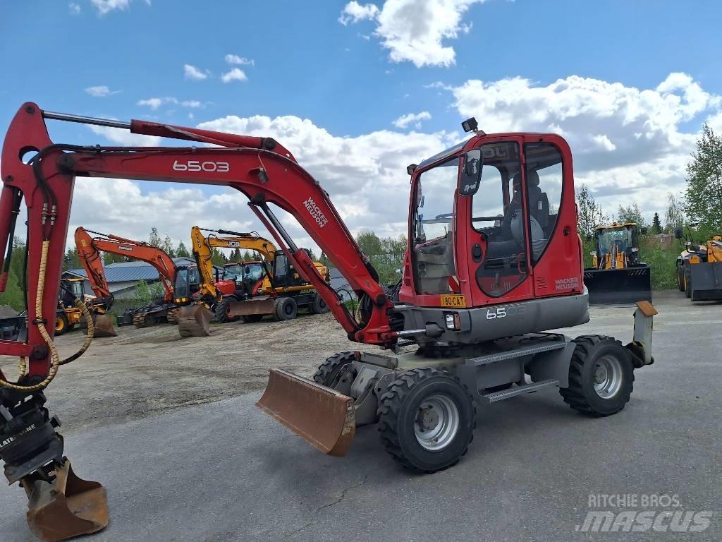 Wacker Neuson 6503 Pelle sur pneus