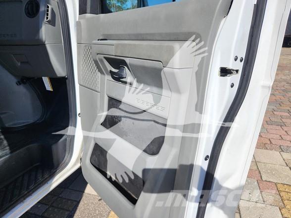 Ford E450 Construction - Autres