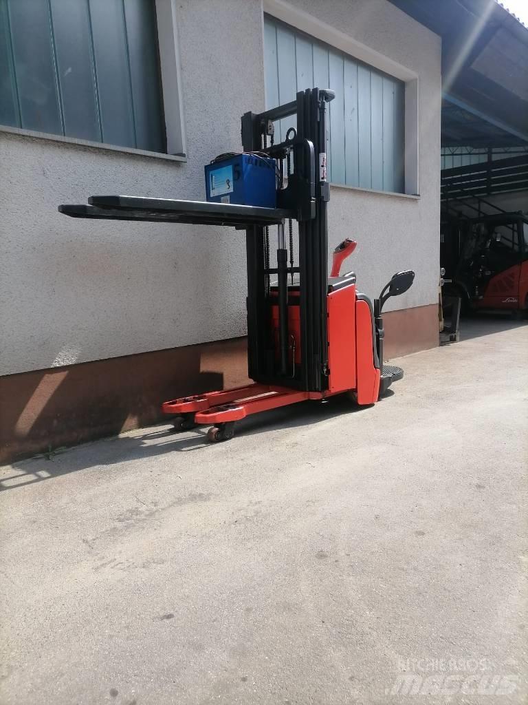 Linde L16i-AP-372 Transpalette accompagnant porté debout