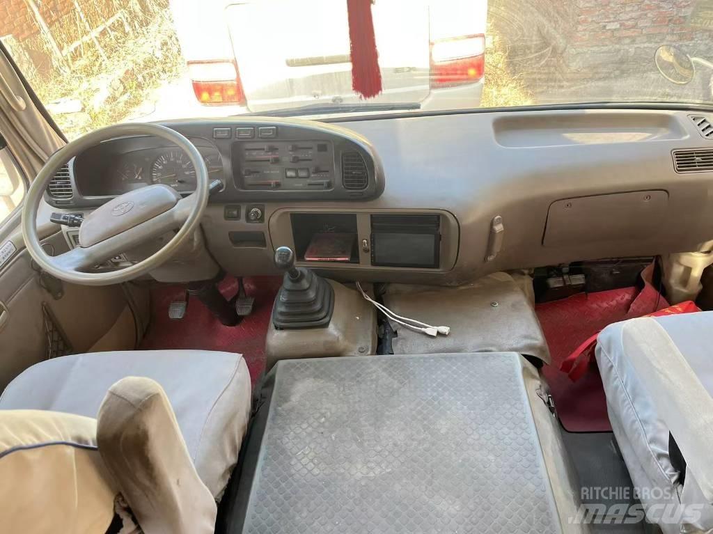 Toyota Coaster Autobus interurbain