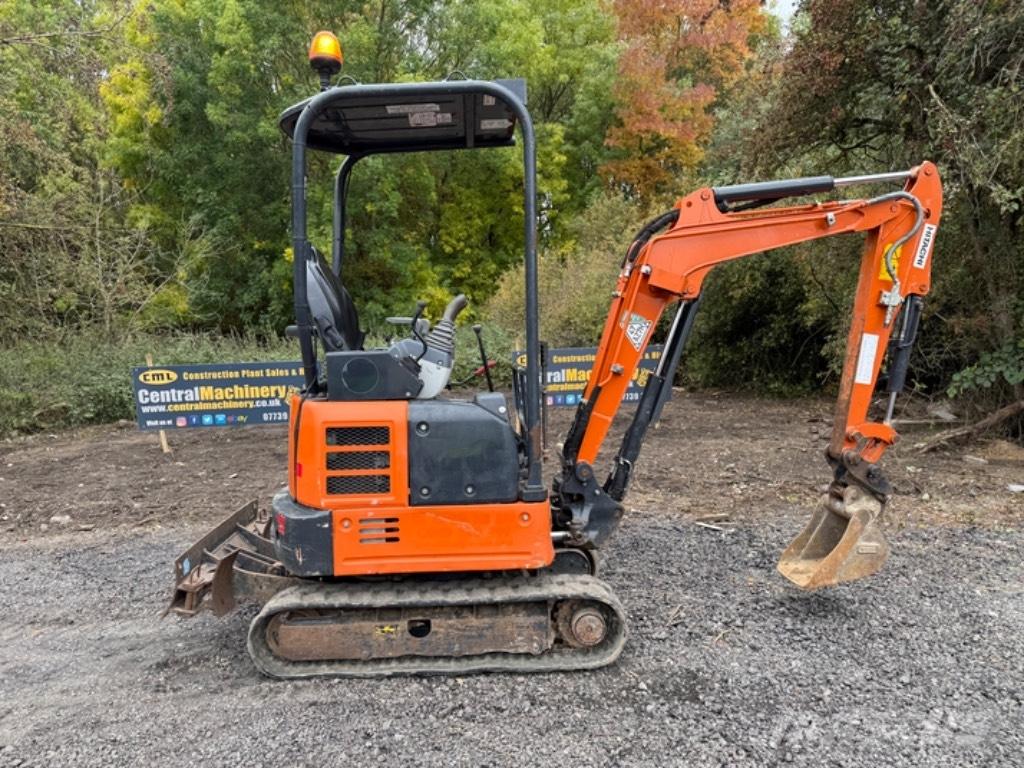Hitachi ZX 19 U-6 Mini pelle < 7t