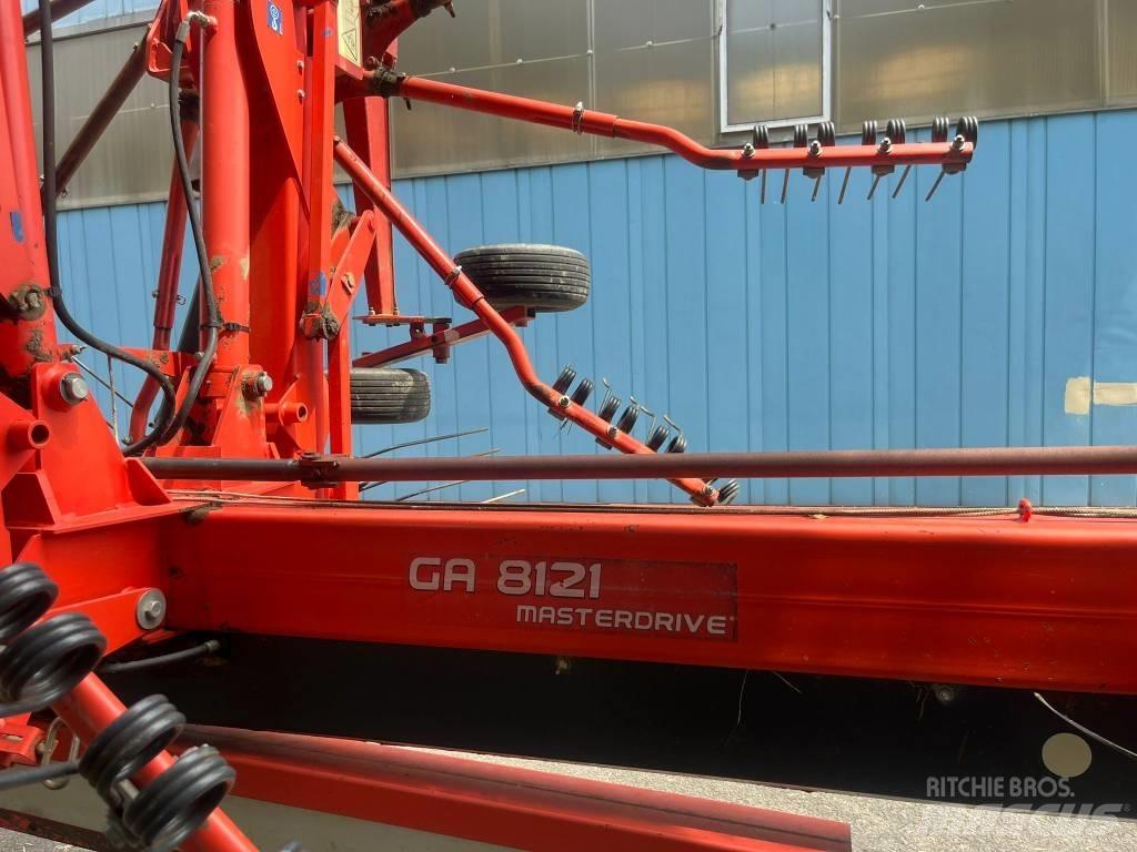 Kuhn GA 8121 Andaineur