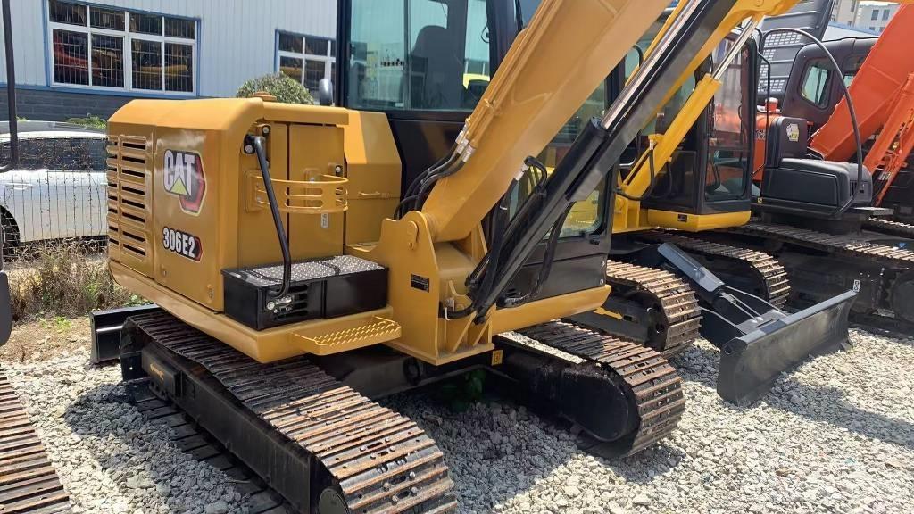 CAT 306 Pelle sur chenilles