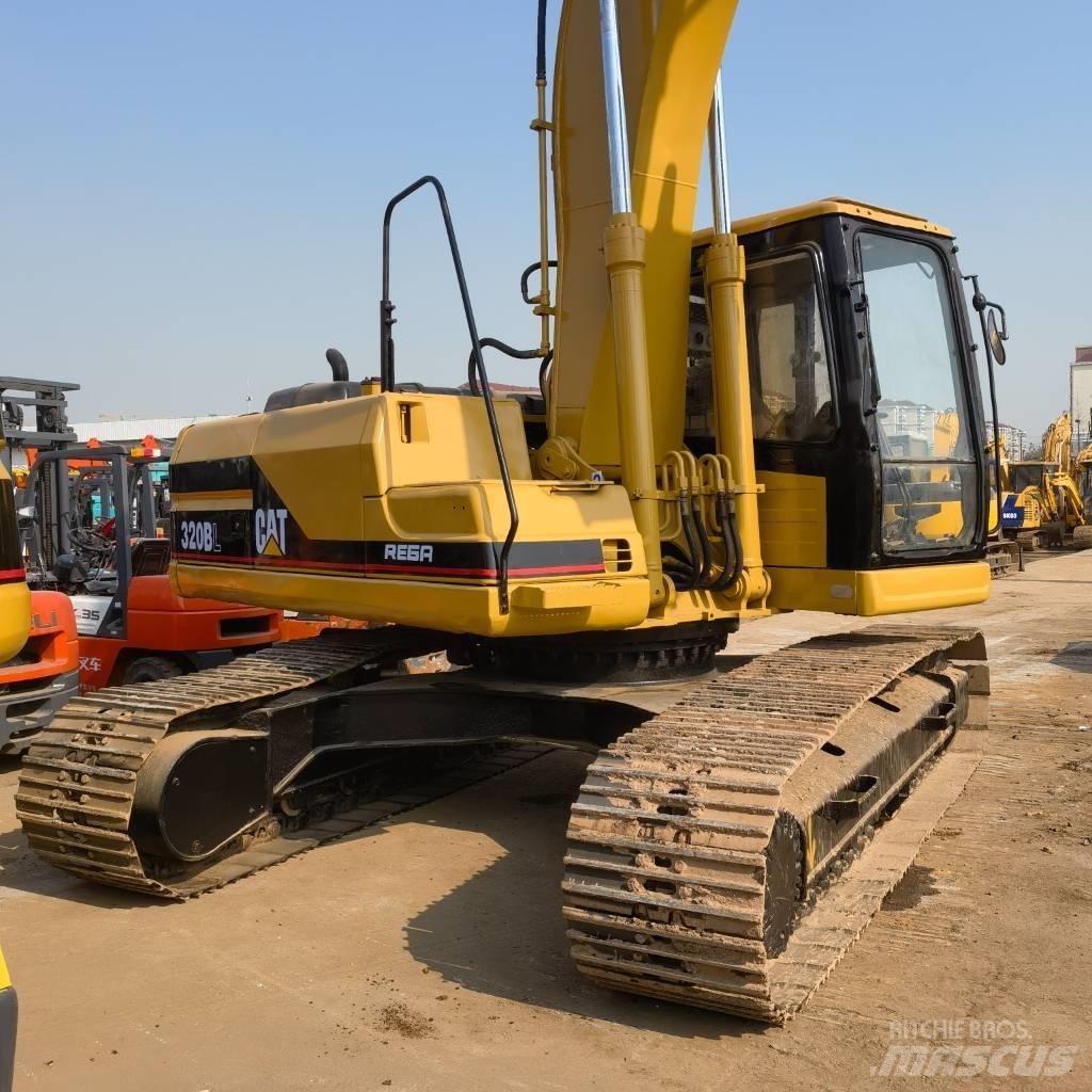 CAT 320 B L Pelle sur chenilles