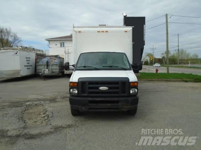 Ford E 350 Utilitaire