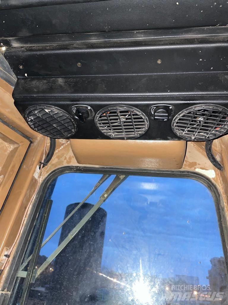 CAT D 10 Bouteurs sur chenilles