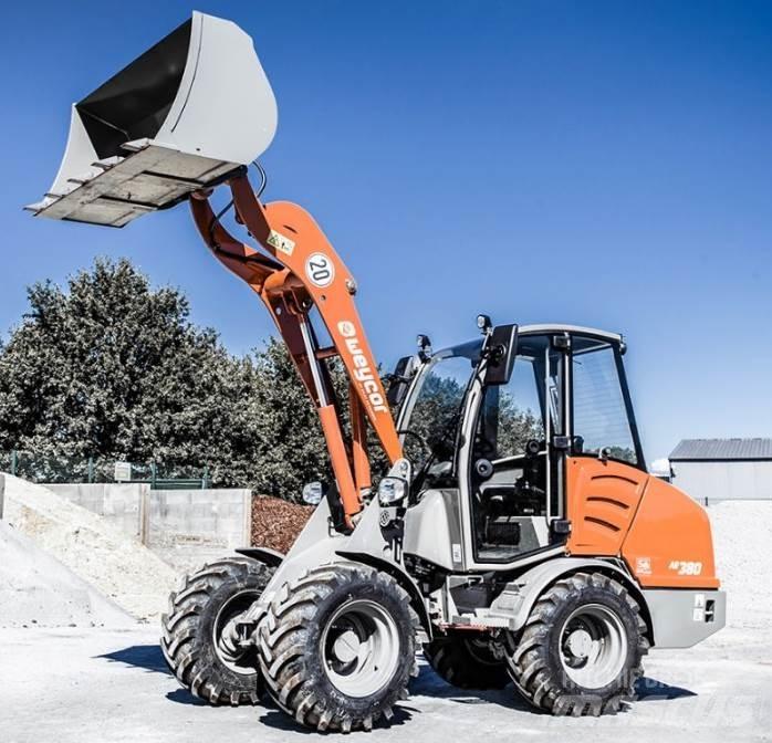 Weycor AR 380 Chargeuse sur pneus