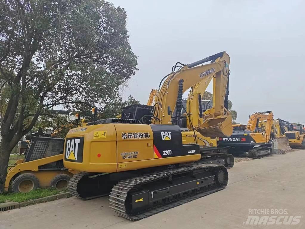 CAT 320 D L Pelle sur chenilles