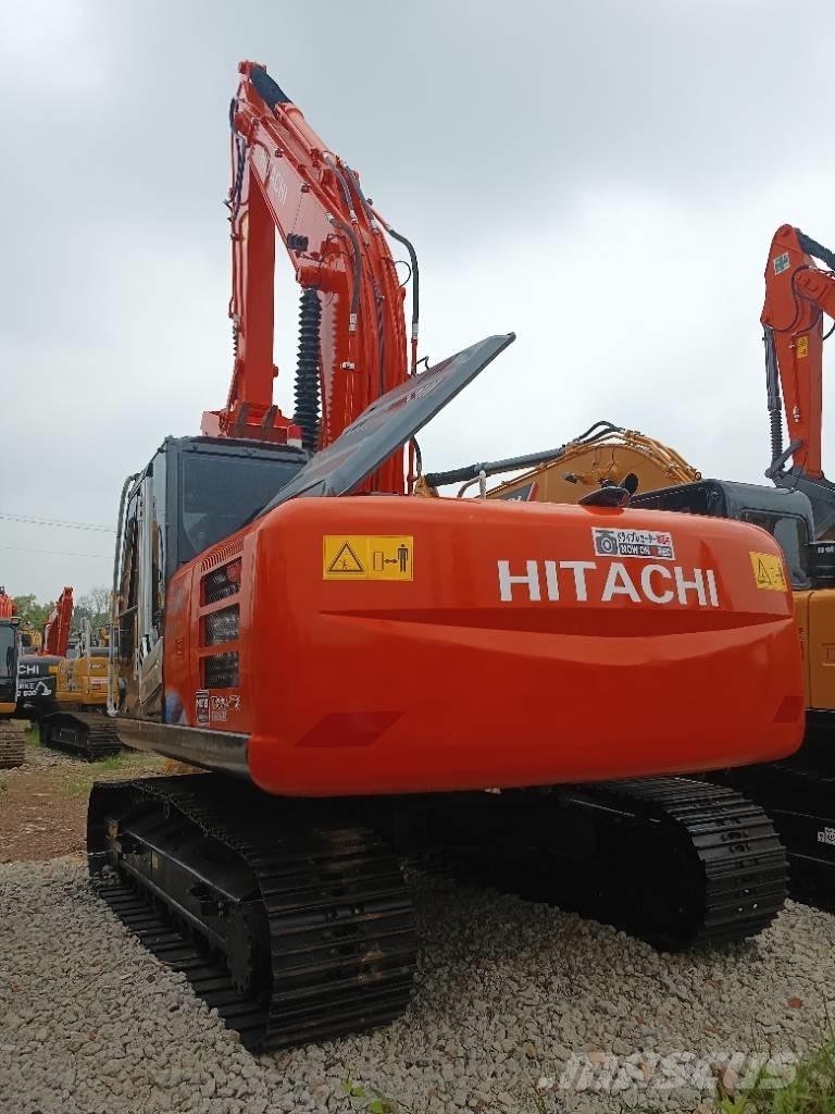 Hitachi ZX 200 Pelle sur chenilles