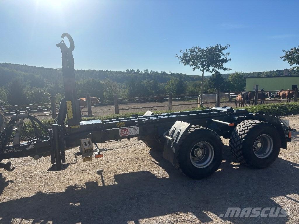 Pronar T 185 Remorque multi-usage