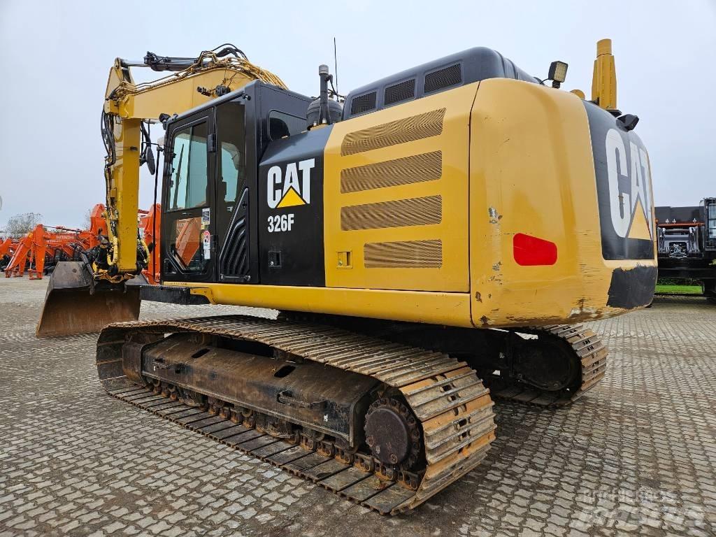 CAT 326 F L Pelle sur chenilles