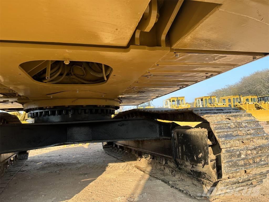CAT 325 C Pelle sur chenilles