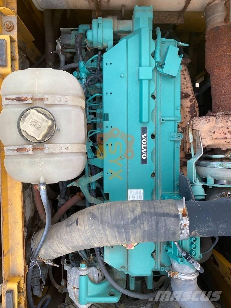 Volvo EC 240 B LC Pelle sur chenilles