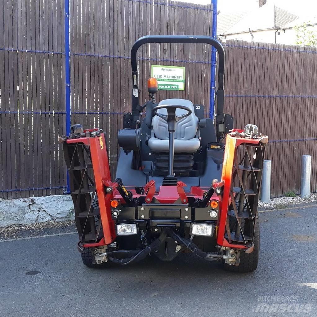 Toro LT3340 Tondeuses de roughs et semi-roughs