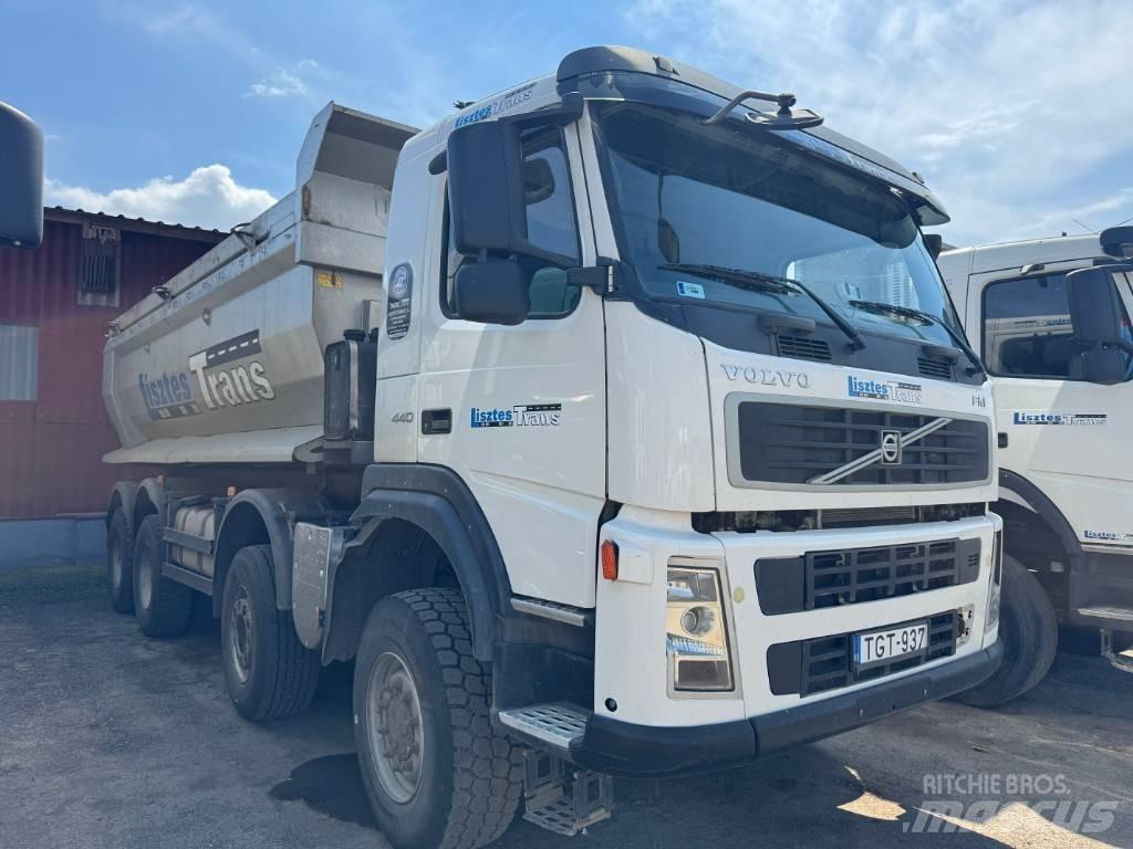 Volvo FM 13 440 8x6 Camion benne