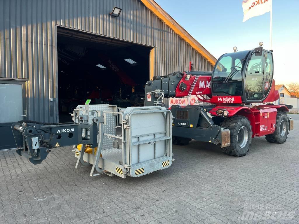 Magni RTH 6.21 D/D Chariot télescopique