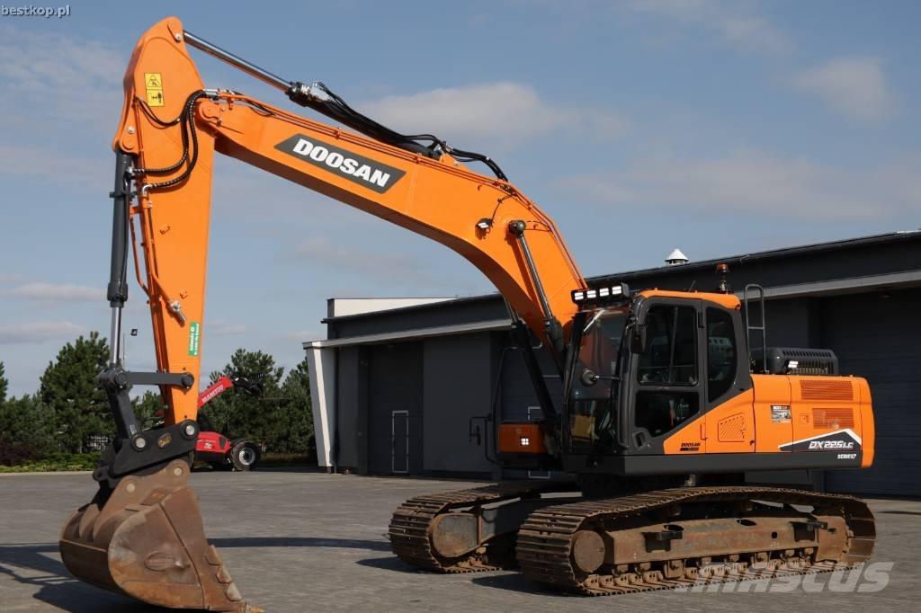 Doosan DX 225 LC-7 Pelle sur chenilles