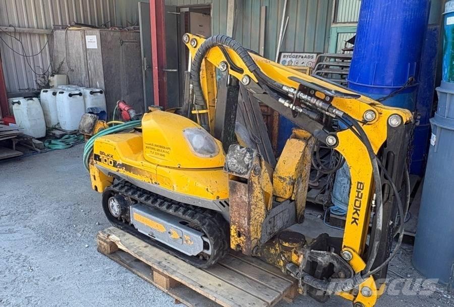 Brokk 100 Pelle de démolition