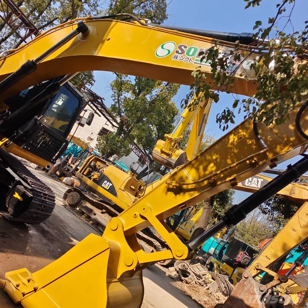 CAT 320D2GC Pelle sur chenilles