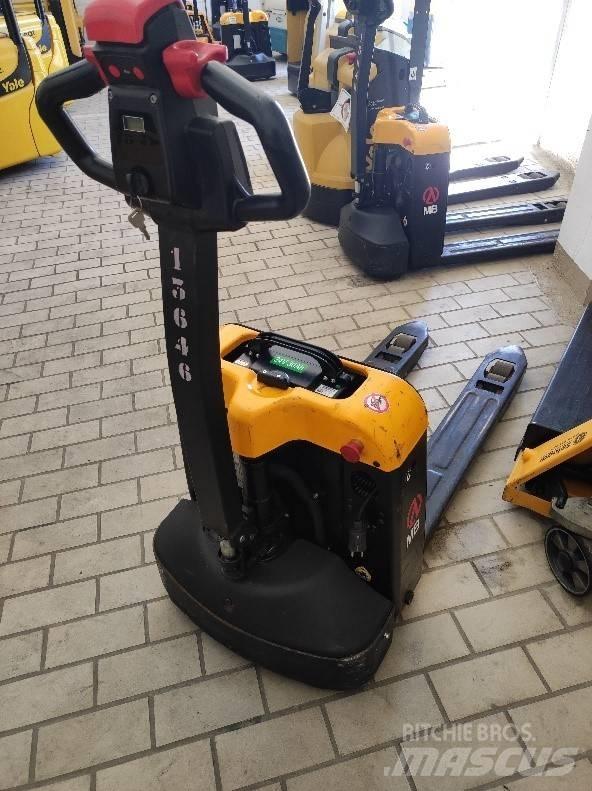  MB EPL154 Transpalette accompagnant
