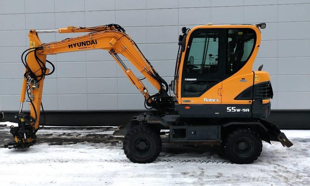 Hyundai 55W-9a Pelle sur pneus