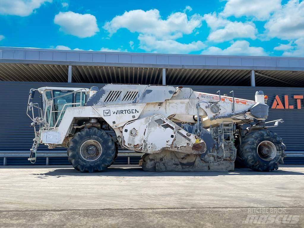 Wirtgen WR 240I Recycleur bitume