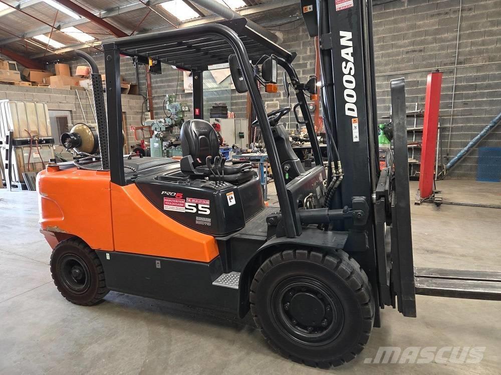 Doosan G 55 C-5 Chariots GPL