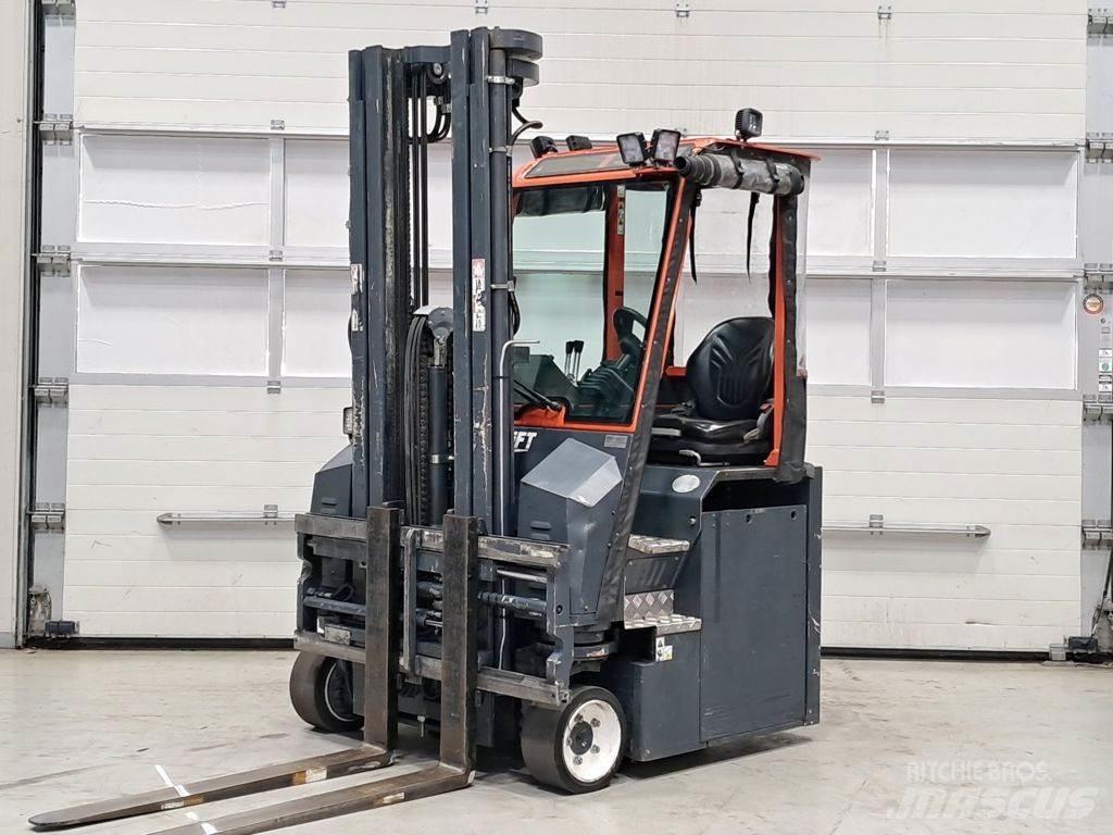 Combilift CBE2500 Chariot élévateur latéral