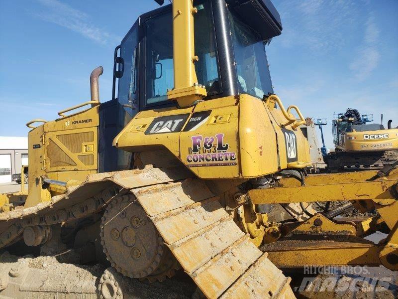 CAT D 6 N LGP Bouteurs sur chenilles