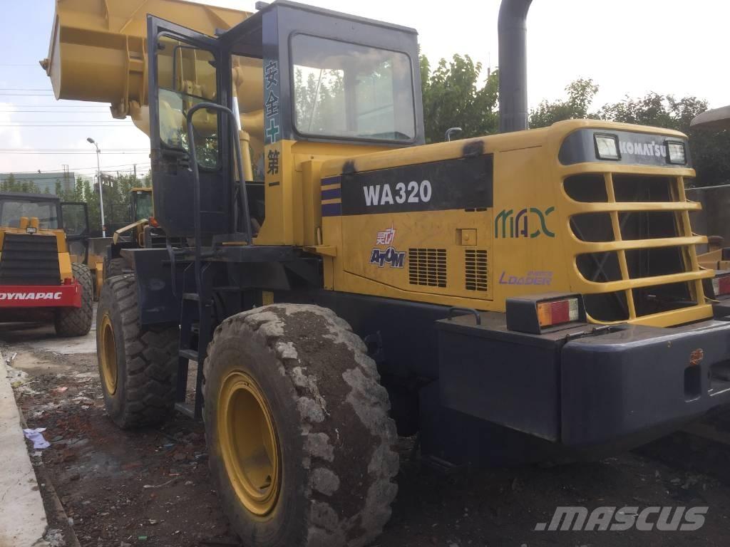 Komatsu WA 320-3 Chargeuse sur pneus