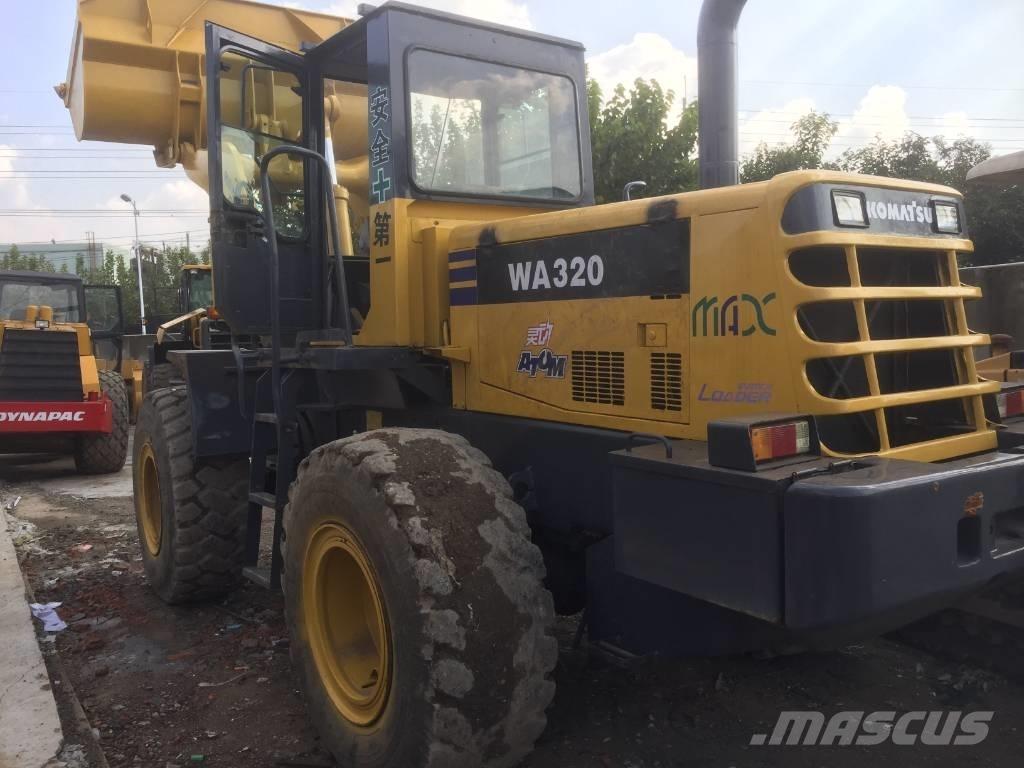 Komatsu WA 320-3 Chargeuse sur pneus