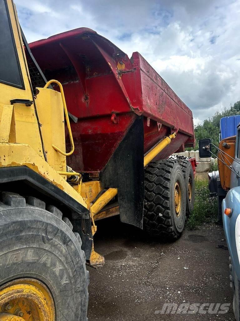 Volvo A25C Tombereau articulé