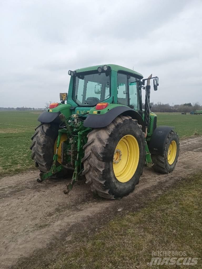 John Deere 6820 AQ Tracteur
