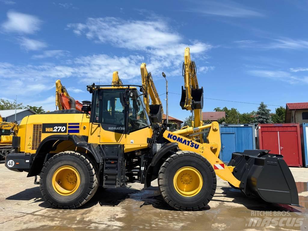 Komatsu WA270-8E0 Chargeuse sur pneus